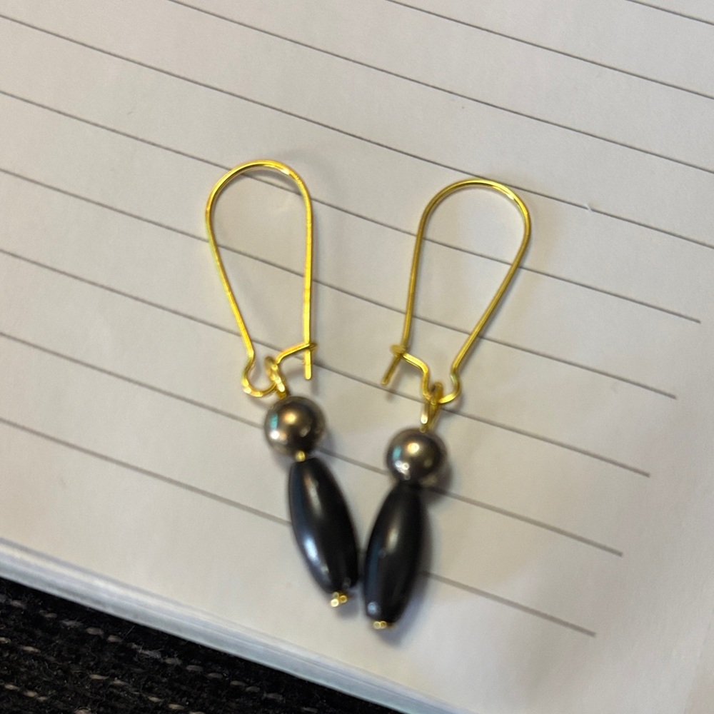 Elegant Gold and Black Dangle Earrings